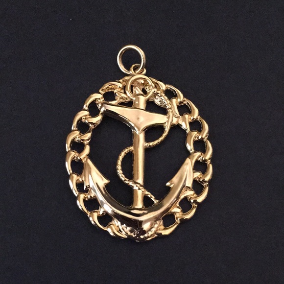 Pendant - Picture 1 of 6